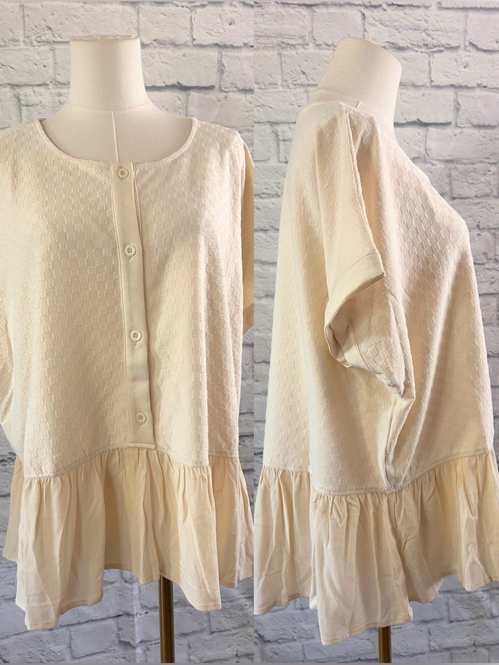 Romantic Soft Cream Tunic Peplum Ruffled Trim Rayon Blend Short Sleeve Checkered
